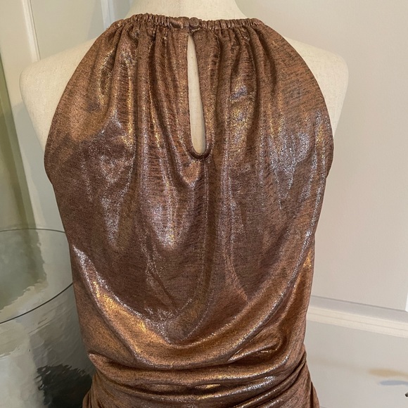 Bronze metallic halter style top never worn but took tag off - Picture 3 of 4